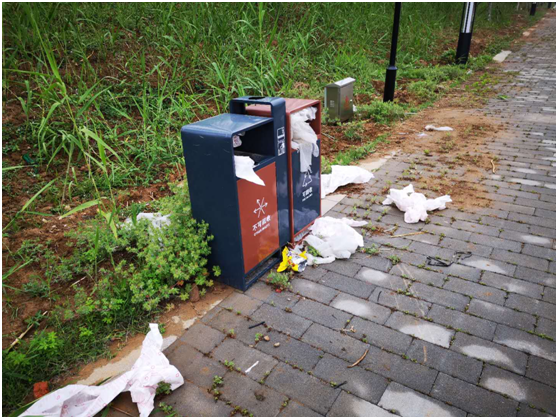 我市人社局舉辦《為文明點贊，向不文明宣戰(zhàn)》職工隨手拍活動